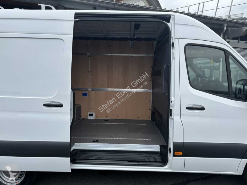 Autoutilitară Mercedes 317 CDI 3665 9G Klima...