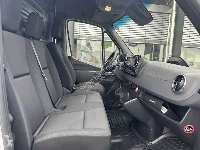 Užitkové vozidlo Mercedes 317 CDI 4325 9G AHK...