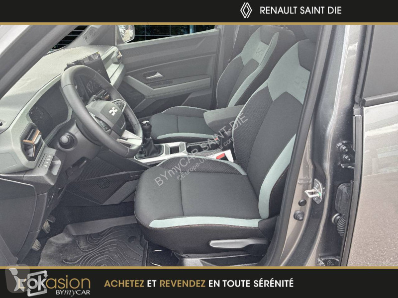Autoutilitară Dacia Bigster TCe 140