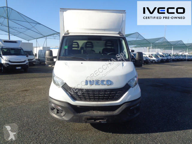 Varevogn Iveco DAILY 35C16 3.0