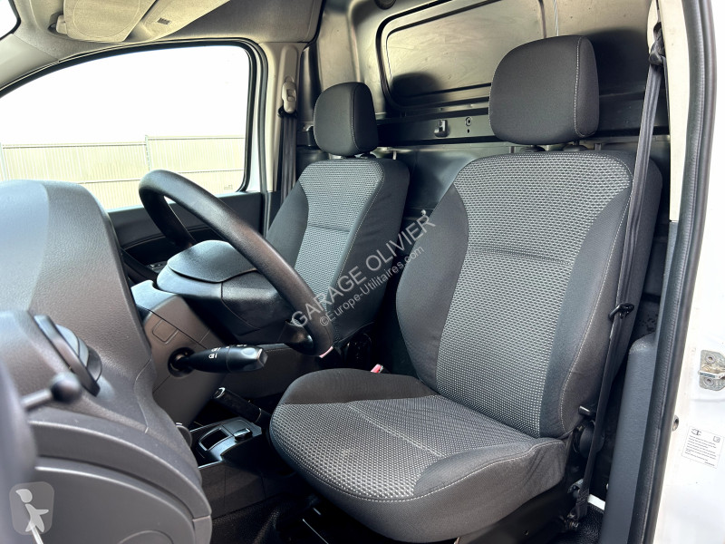 Véhicule utilitaire Mercedes Long 109 1.5 CDI...