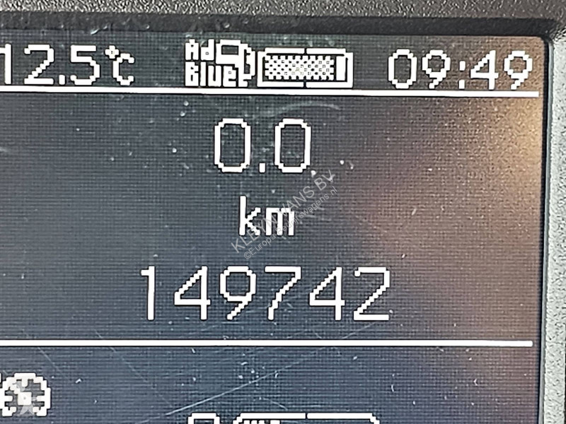 Véhicule utilitaire Mercedes 317 L2H2 LED Navi !