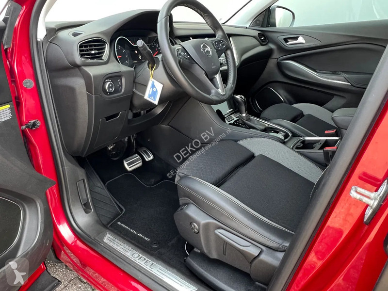 Autoutilitară Opel 1.2 Turbo Business Executive...