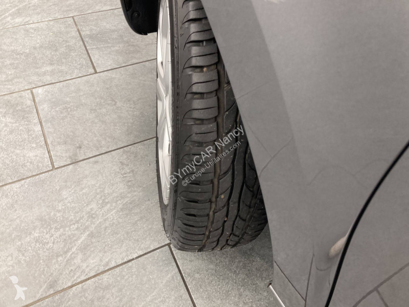 Veicolo commerciale Renault Twingo III SCe 65