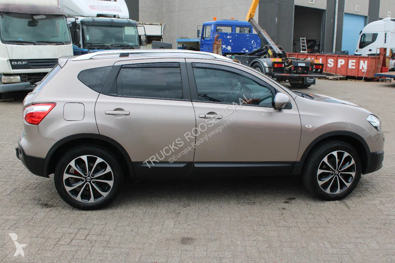 Furgoneta Nissan 2.0 AUTOATIC / CAERA QASHQAI