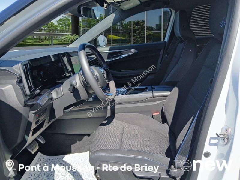Veicolo commerciale Renault Austral E-Tech...
