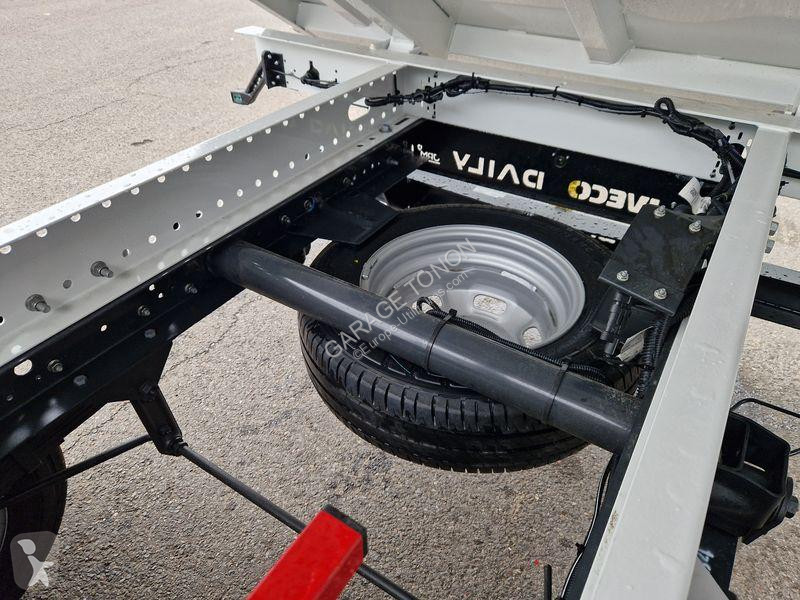 Véhicule utilitaire Iveco 35C16