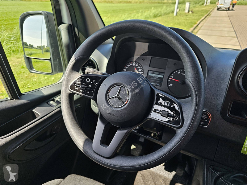 Veicolo commerciale Mercedes 317 L2H2 Navi Mbux