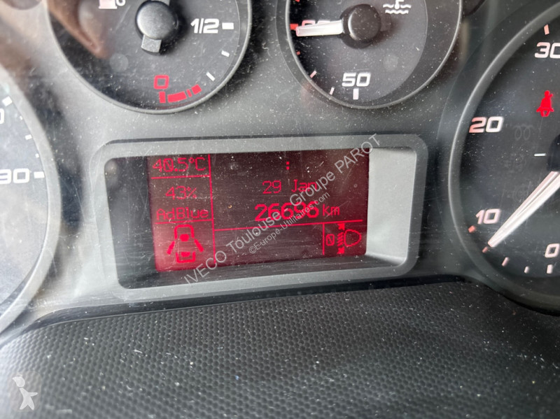 Veicolo commerciale Iveco 35C16H3.0 empattement...