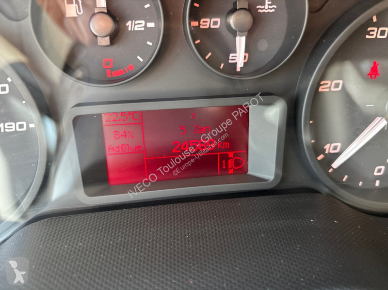 Véhicule utilitaire Iveco 35C16H3.0 empattement...