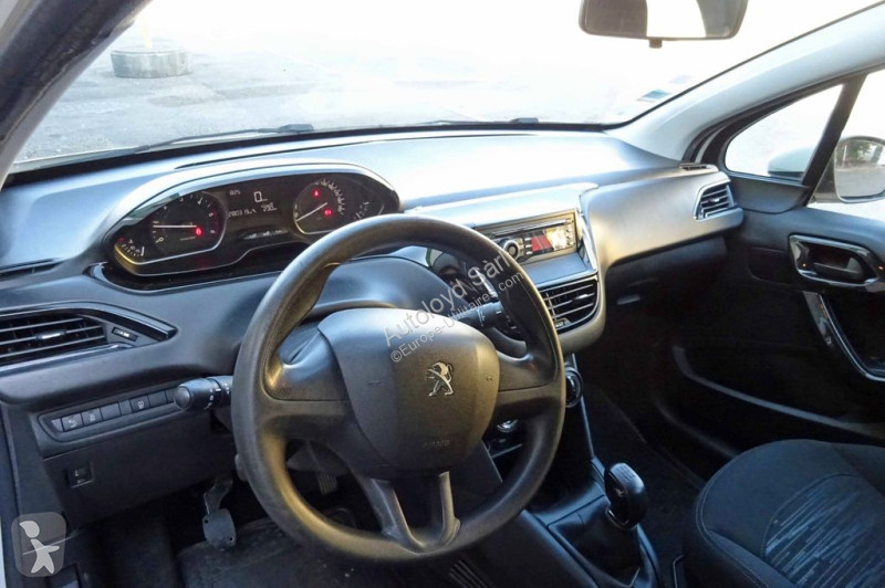 Véhicule utilitaire Peugeot STE 1,6 HDi 100