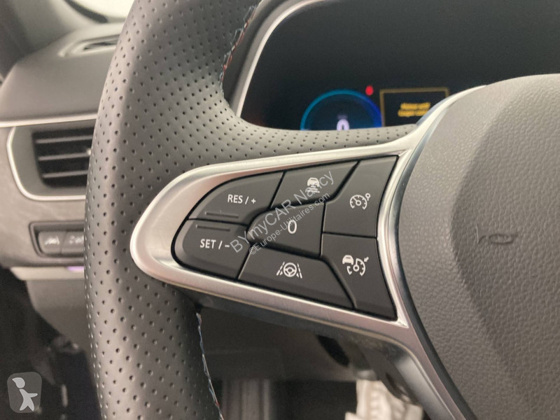 Autoutilitară Renault Arkana E-Tech 145 - 23