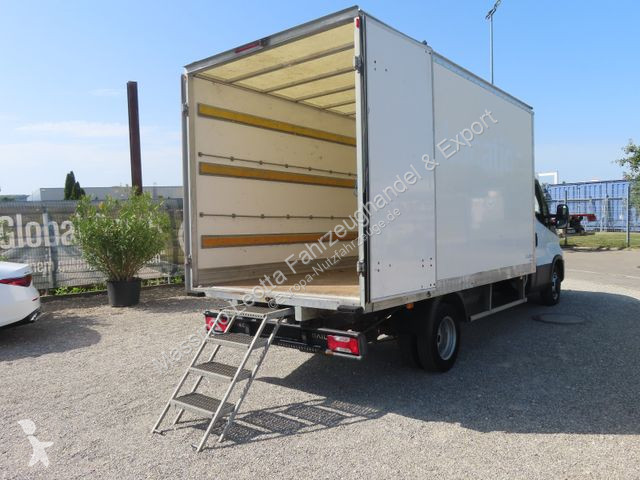 Nyttofordon Iveco 35C16 2,3    Koffer   FZ.98