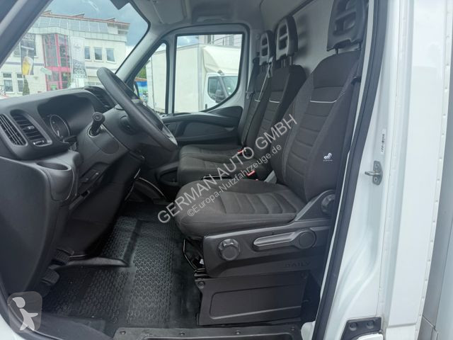 Nyttofordon Iveco 35C16 Koffer Ladebordwand 500kg