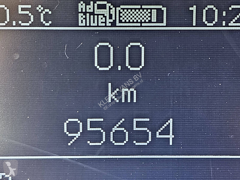 Užitkové vozidlo Mercedes 317 L3H2 Navi 360 Camera