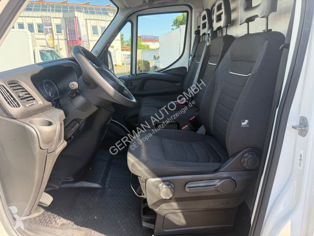 Nyttofordon Iveco 35C16 Koffer Ladebordwand 500kg