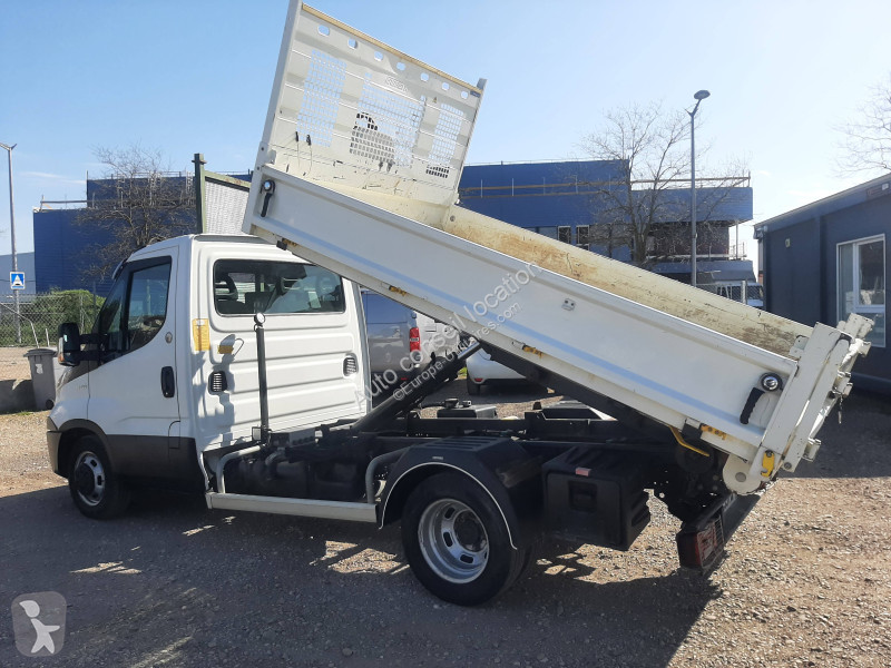 Furgoneta Iveco 35C15 BRAS POLYBENNE