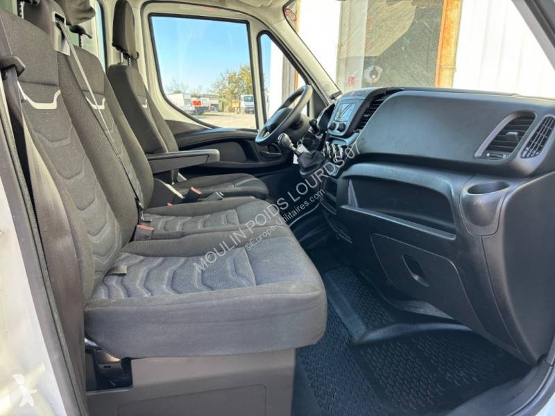 Furgoneta Iveco