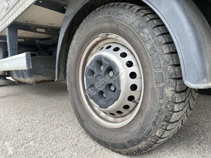 Furgoneta Iveco 35-140