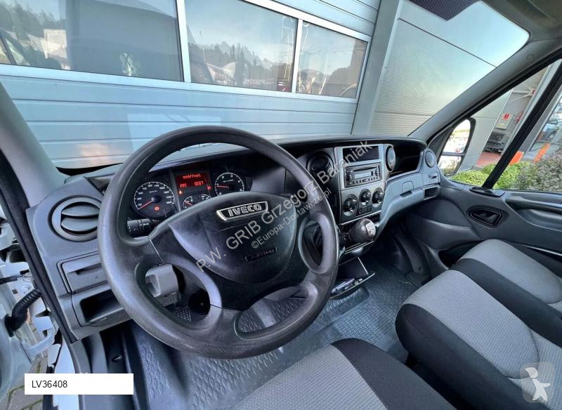 Autoutilitară Iveco 35C13 Blaszak L4H3 Long...