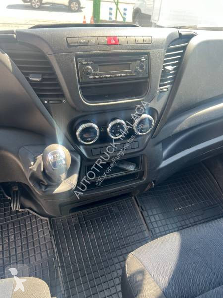 Autoutilitară Iveco