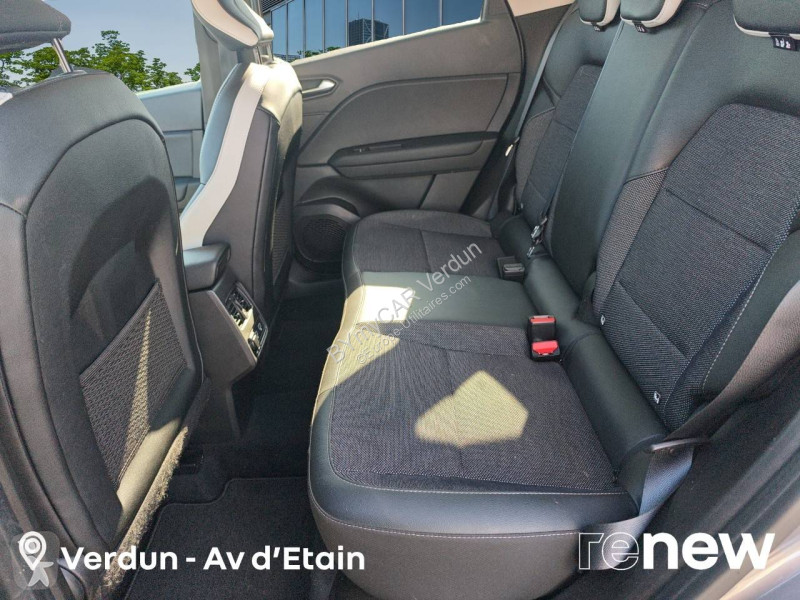 Veicolo commerciale Renault Captur E-Tech...