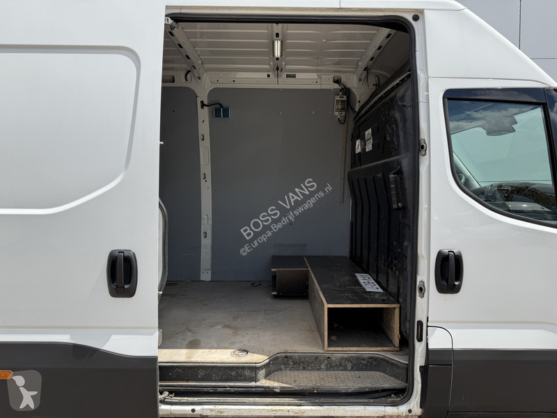 Nyttofordon Iveco 35C18 3.0 L2H2 Airco Cruise...