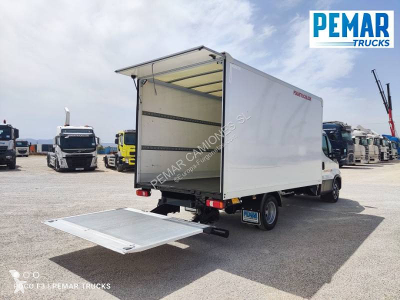 Furgoneta Iveco