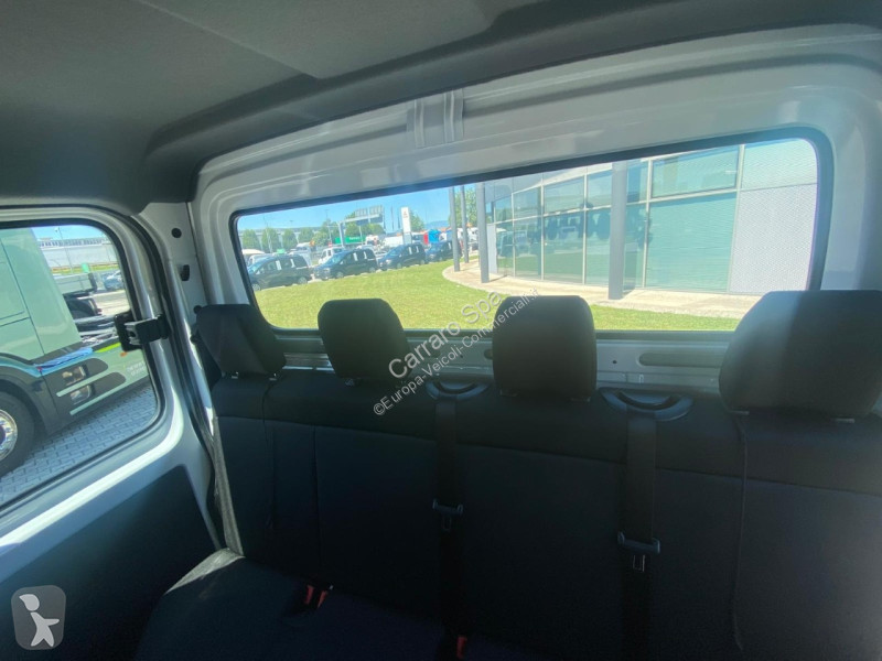 Veicolo commerciale Mercedes Doppia Cab