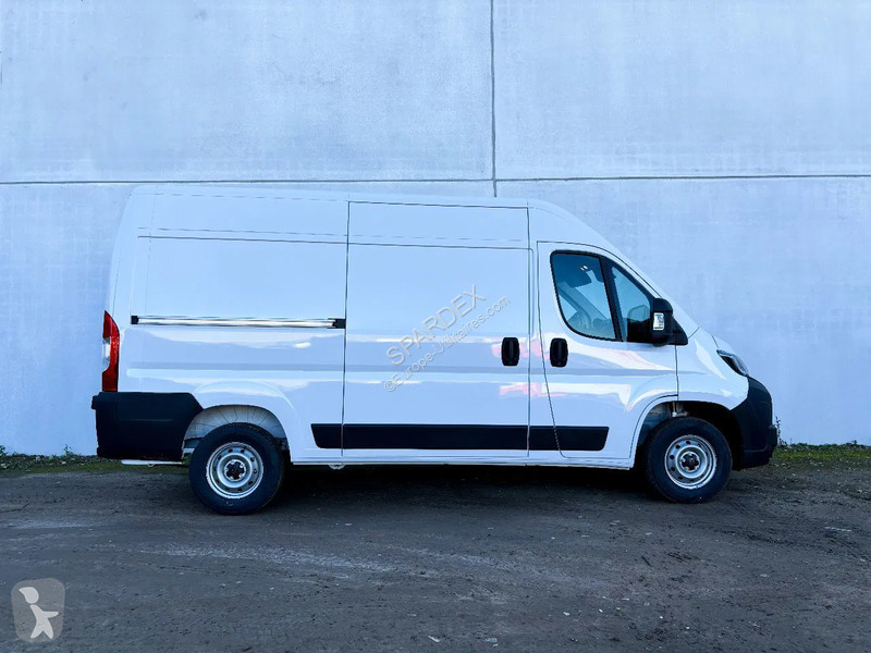 Furgoneta Peugeot L2H2 | Leasing