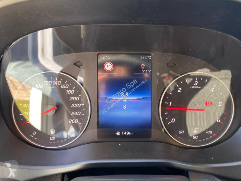 Autoutilitară Mercedes Furgone