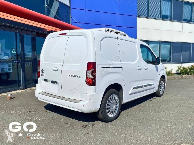 Furgoneta Toyota