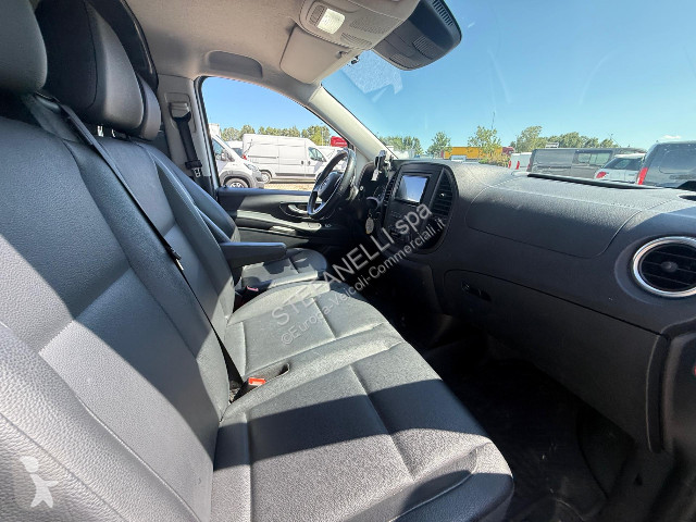 Autoutilitară Mercedes Vito 119 cdi 4x4...