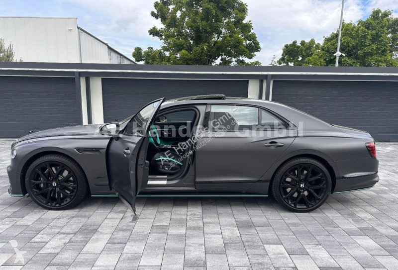 Veicolo commerciale Bentley Flying Spur