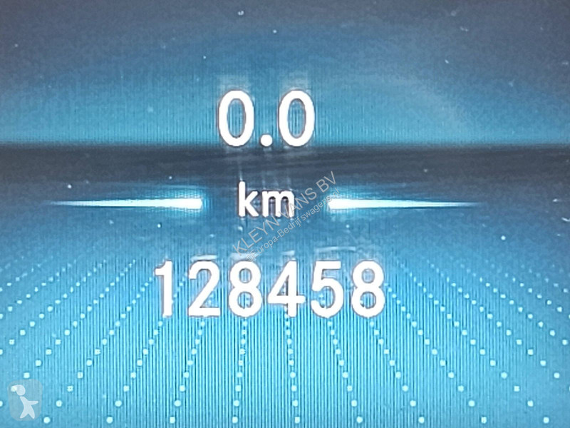 Užitkové vozidlo Mercedes 211 L2H2 Mbux Automaat!