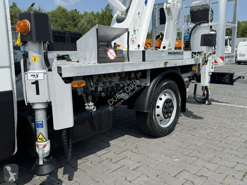 Furgoneta Iveco 35S14