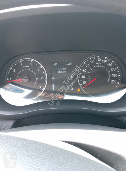 Furgoneta Nissan 20 M3 CHASSIS-CABINE HAYON DCI...