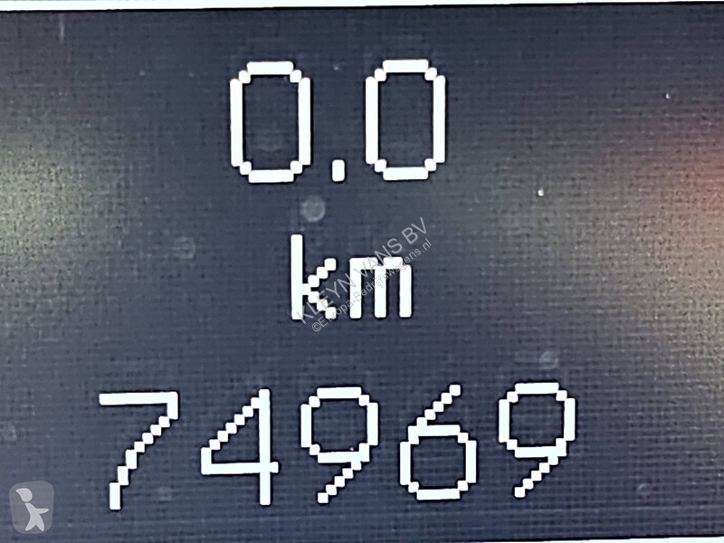 Veicolo commerciale Mercedes 317 L2H2...