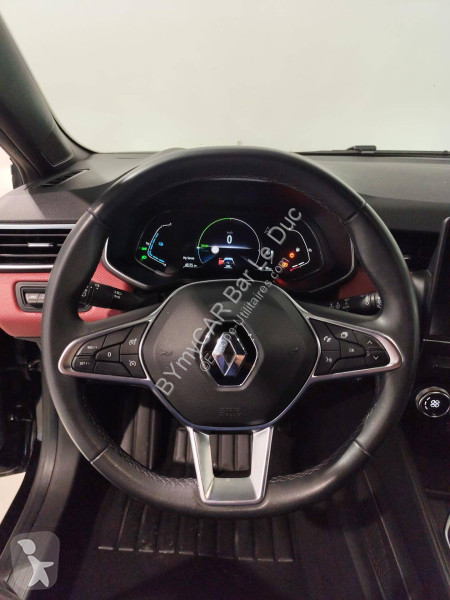Veicolo commerciale Renault Clio E-Tech 140