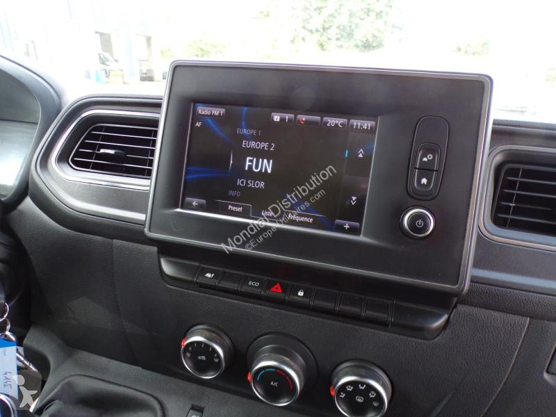 Autoutilitară Renault F3500 L2H2 DCI 135 GRAND...