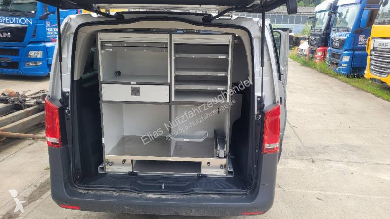 Véhicule utilitaire Mercedes