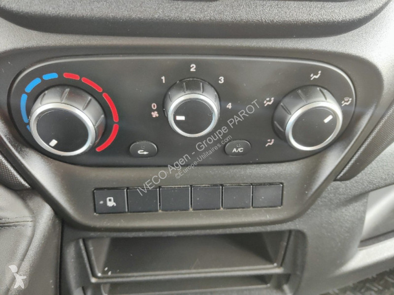 Veicolo commerciale Iveco 35C16H3.0 empattement...
