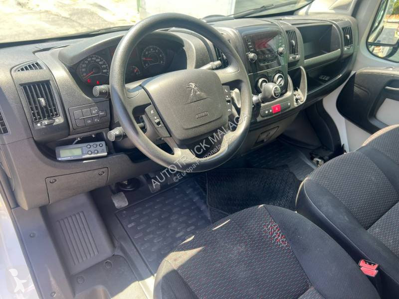 Furgoneta Peugeot