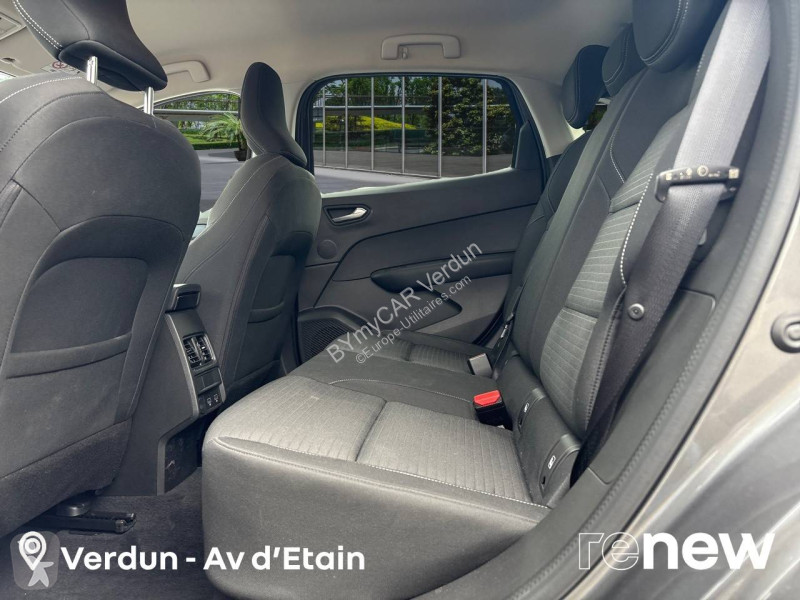 Véhicule utilitaire Renault Arkana mild hybrid...