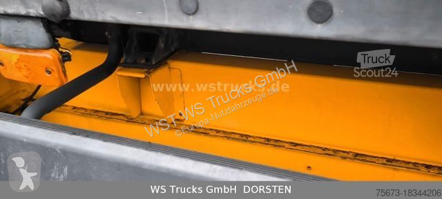 Véhicule utilitaire Peugeot Pritsche Doka. 435...