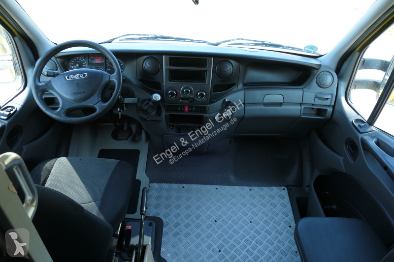 Veicolo commerciale Iveco Daily 35 S11 C30C...
