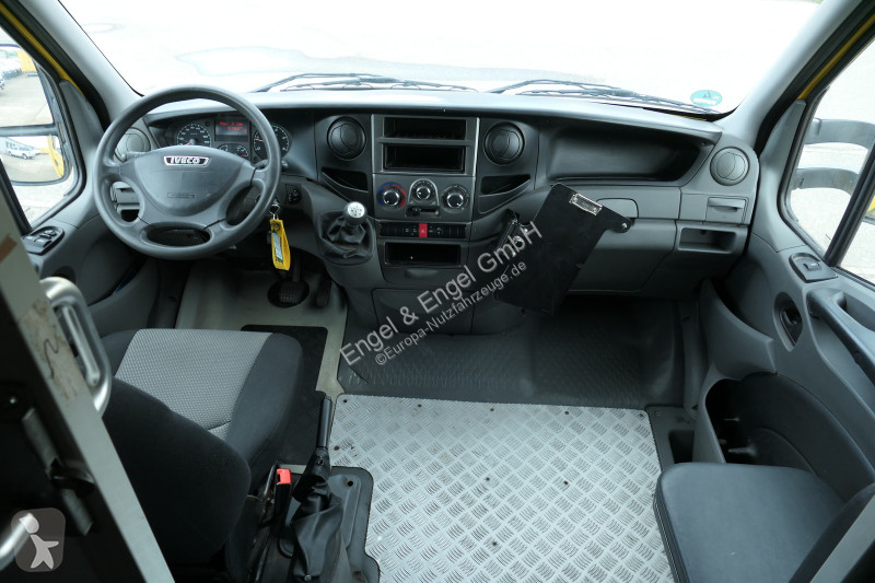 Furgoneta Iveco Daily 35 S11 C30C AUTOMATIK...