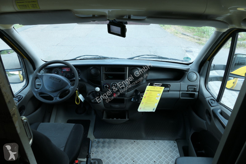 Furgoneta Iveco Daily 35 S11 C30C AUTOMATIK...