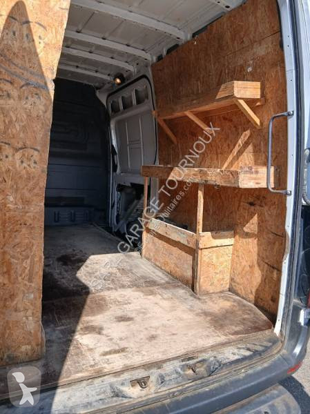 Véhicule utilitaire Mercedes