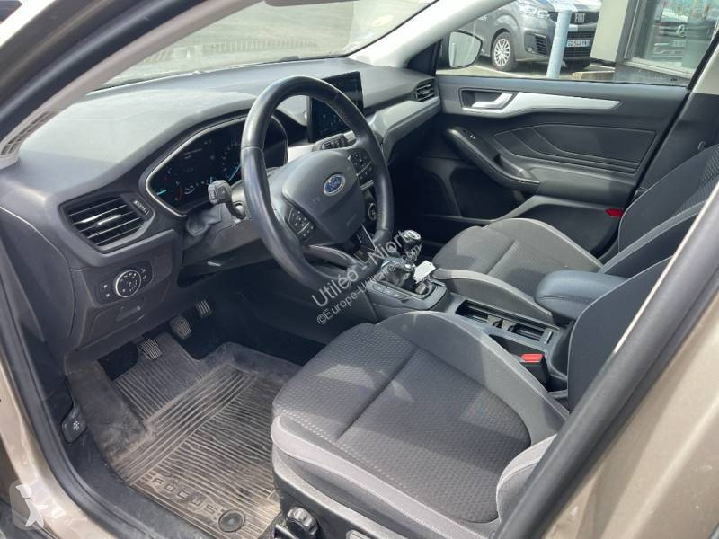 Véhicule utilitaire Ford